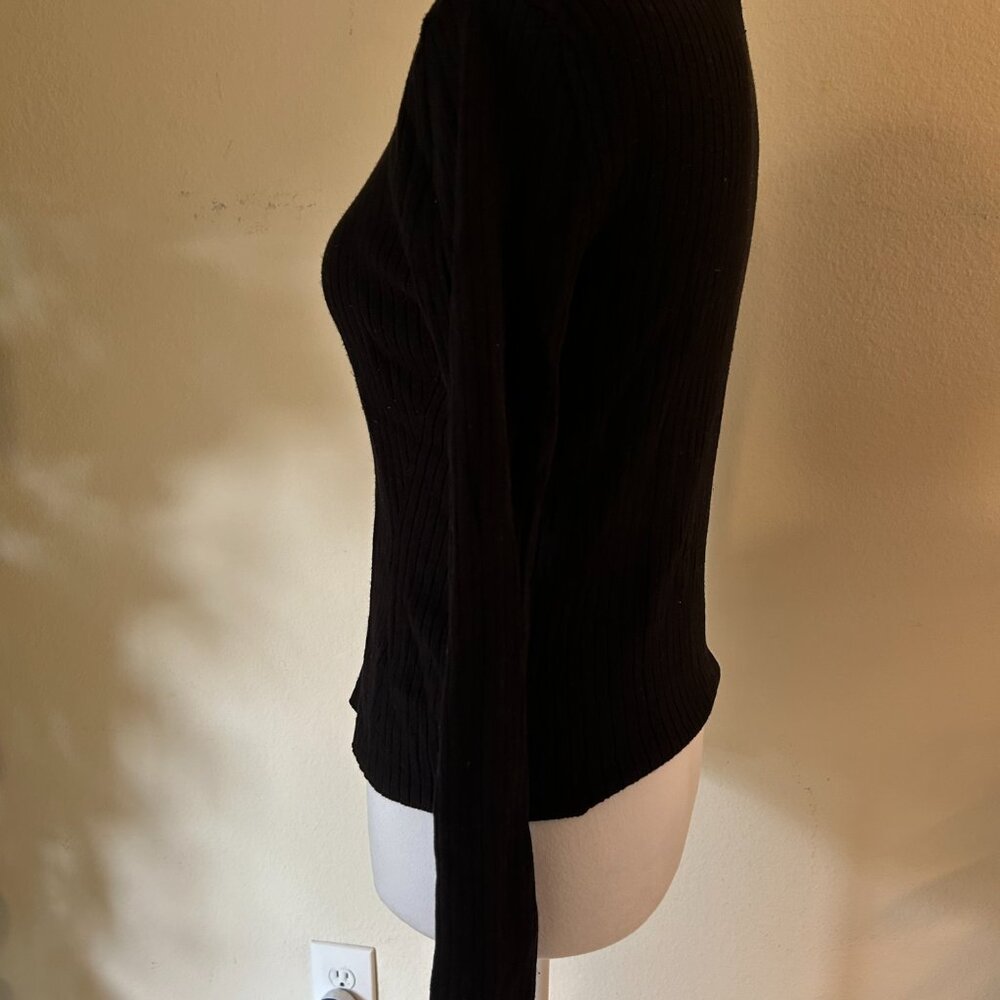 H&M Ribbed Crew Neck - Picture 5 of 8